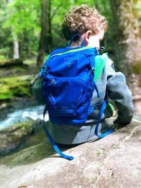 OSPREY Kids Blue and Green Moki Daypack Backpack